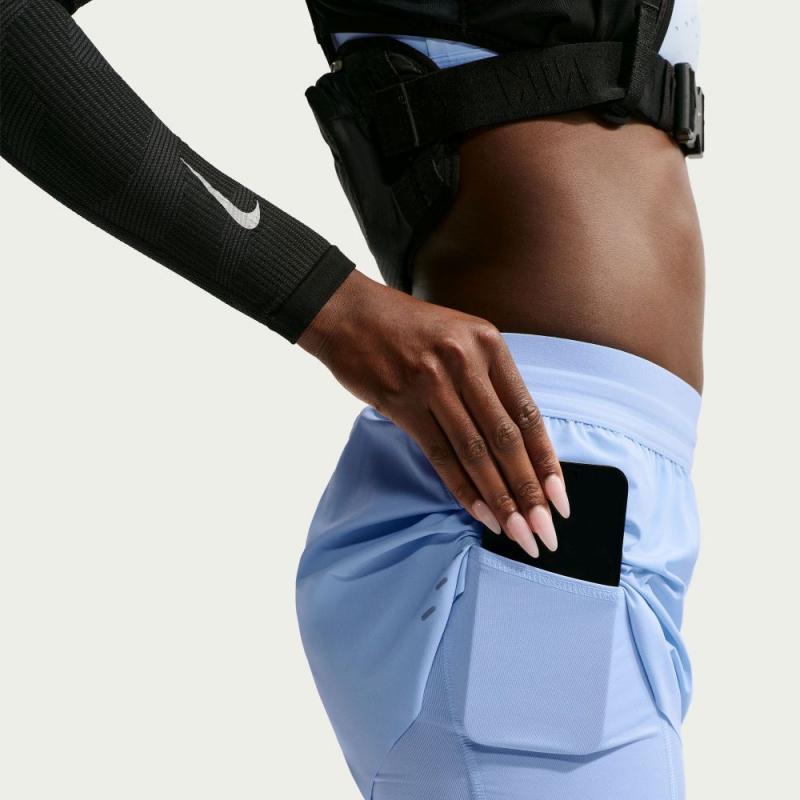 Nike Swift Dri-Fit 2i1 Shorts Lysblå - Bilde 6