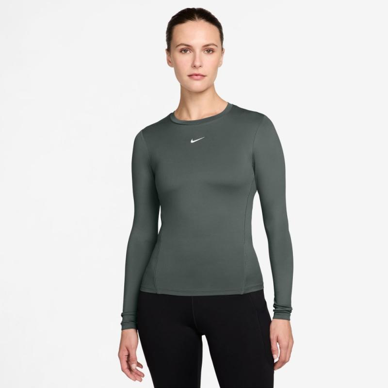 Nike One Dri-Fit Fitted Langermet genser Dame Grønn - Bilde 2